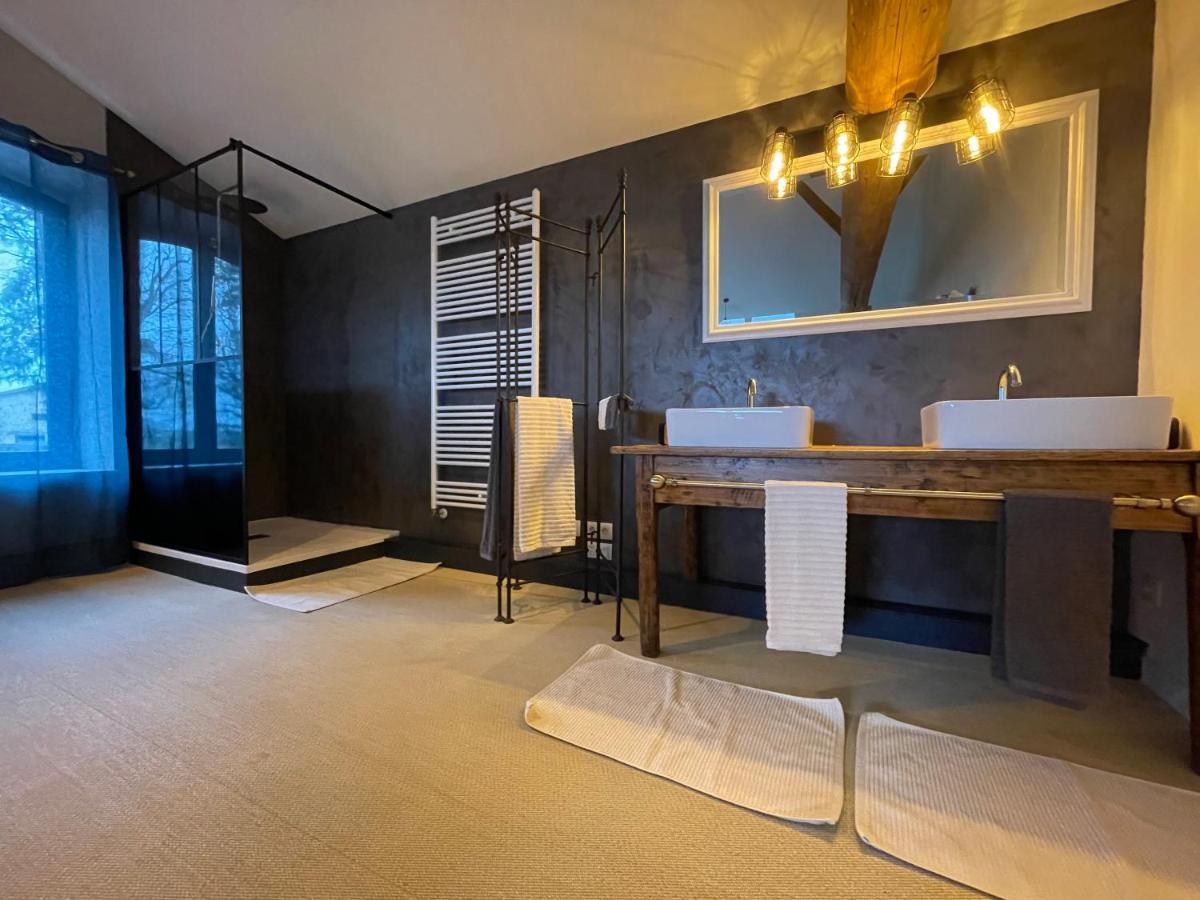 La Grange Aux Hirondelles - Appartement Complet Et Independant Commelle-Vernay Luaran gambar